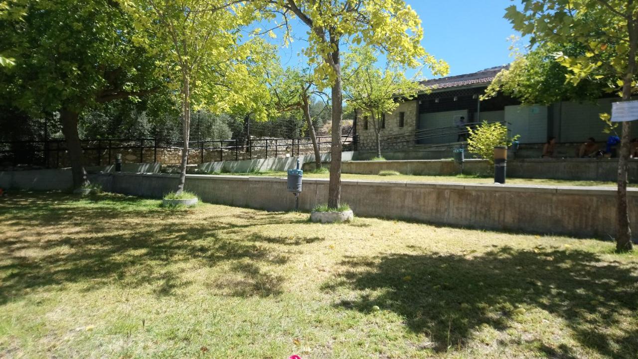 Casa En Zuheros 4 A 5 Personas 외부 사진